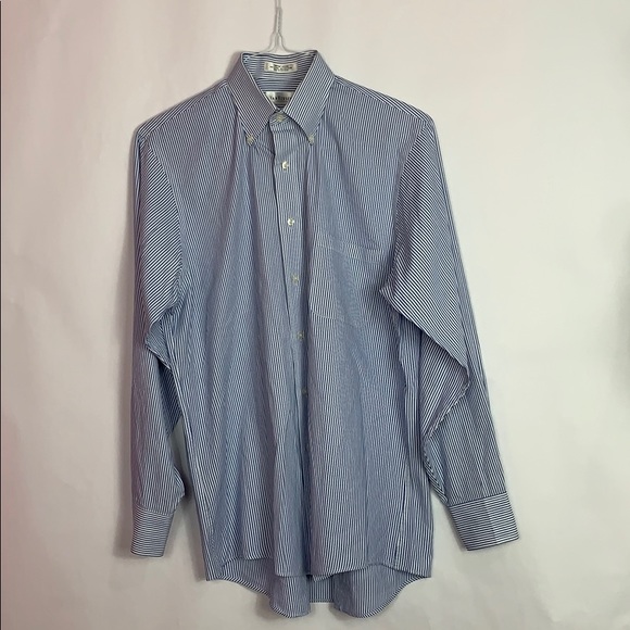 Van Heusen Other - Van Heusen long sleeve stripe w/ front pocket top